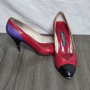 VNTG Evan Picone Colorblock Abstract Red and Purple Heels
